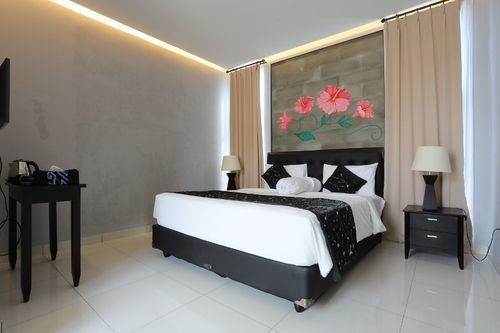 808 Villa *